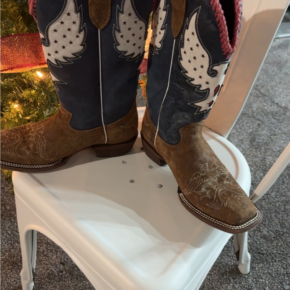 Ariat Women's Western Cowboy Boots - Brown and Blue